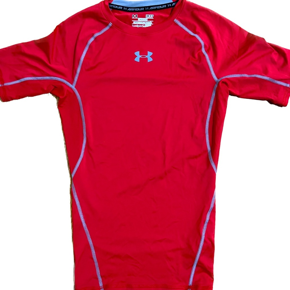 Red under armour sports shirt NEW size S